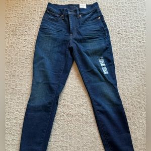 Lucky Brand High Rise Skinny Jean, Size 4/27, BRAND NEW W/Tags!